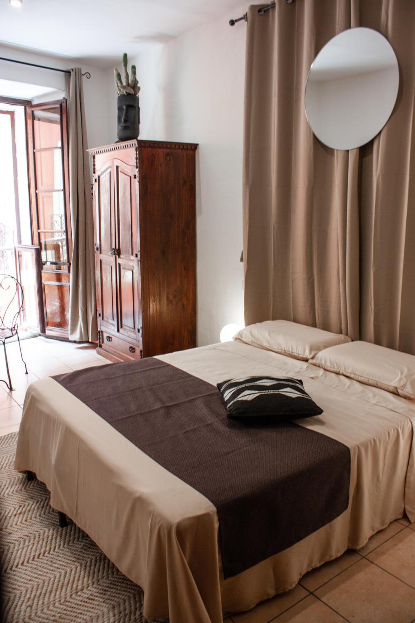 Castello'S Rooms Cagliari Extérieur photo