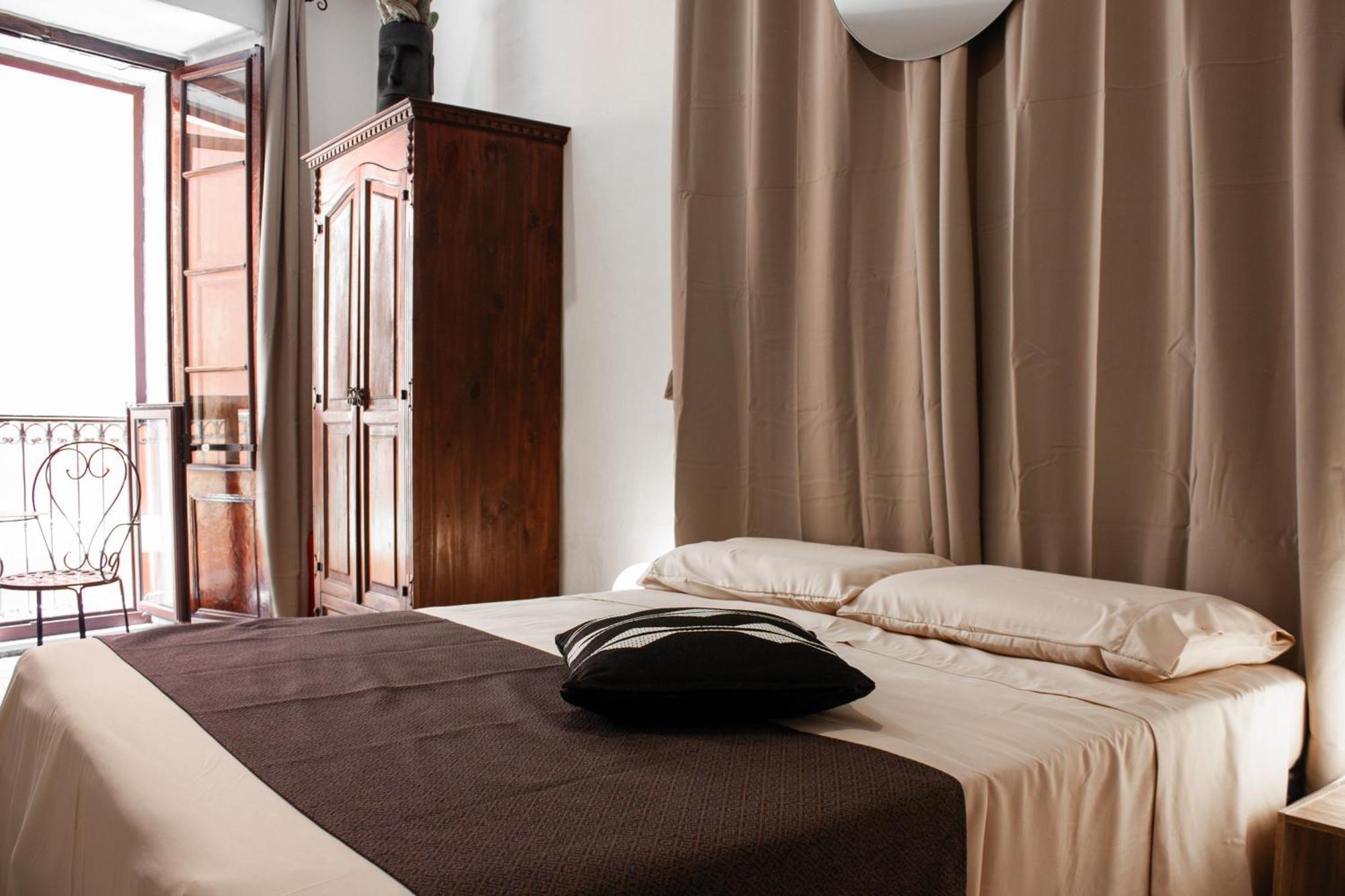 Castello'S Rooms Cagliari Extérieur photo